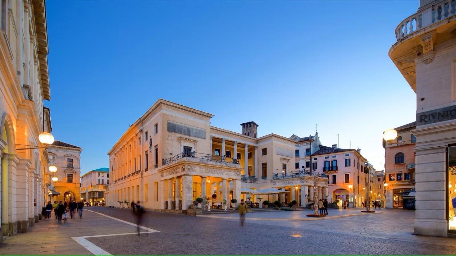 Апартаменти Officine Cavour Casa Dei Leoni Centro Storico Падуя Екстер'єр фото